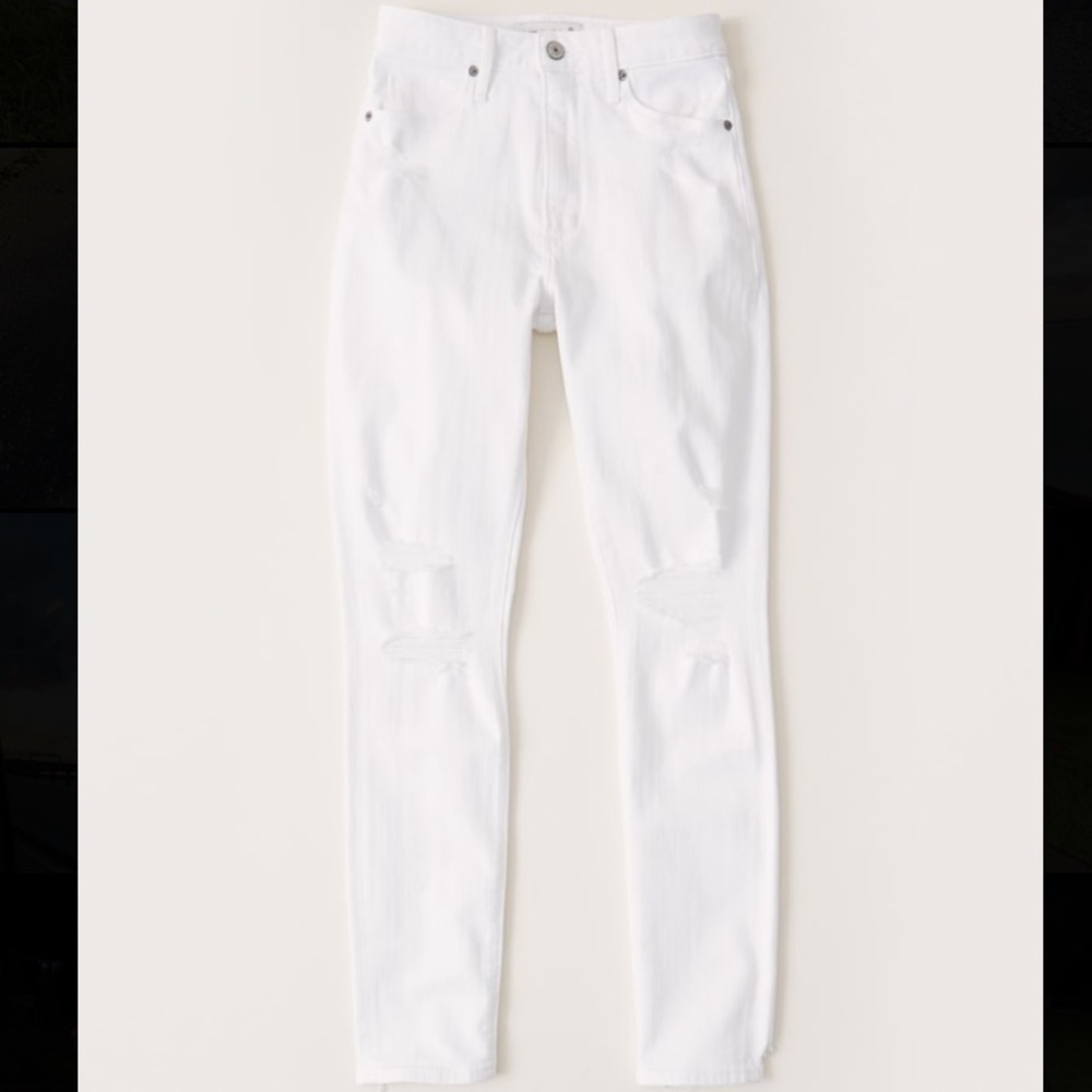 Ripped High Rise Super Skinny Jeans *NWT*